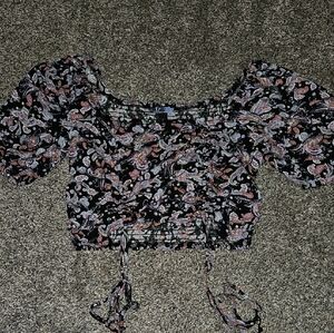 Chic Black Paisley Puff Sleeve Blouse